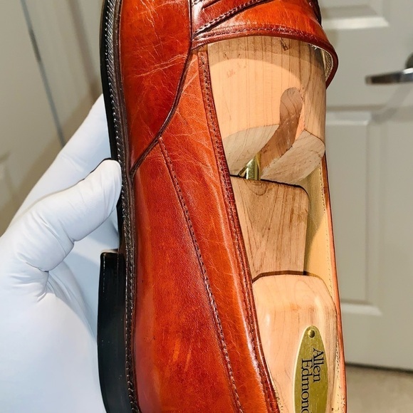 Cable & Company Italian Leather Tassel Loafers. - Picture 11 of 14